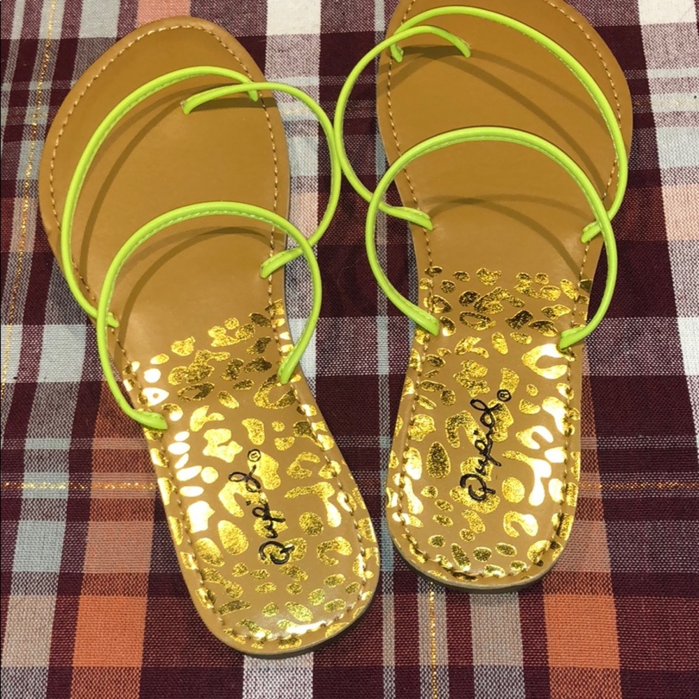 New Qupid sandals